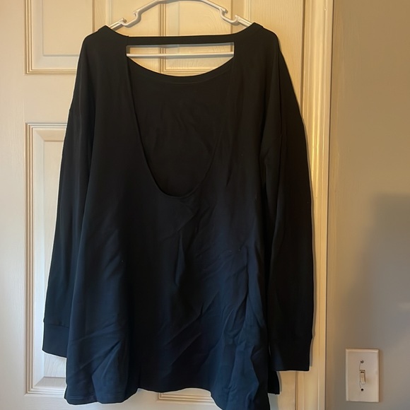 Sweatshirt - Picture 3 of 4